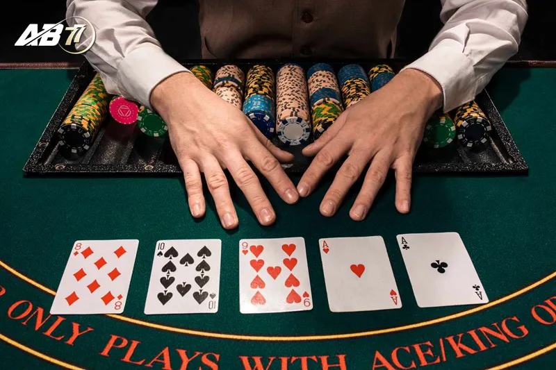 Cách chơi poker trong casino trực tuyến